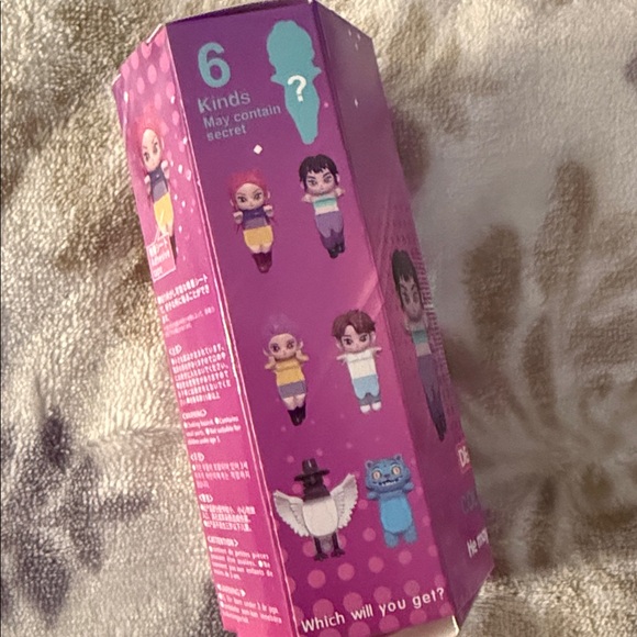 Kpop Demon Hunters Mystery Box! - Picture 2 of 2